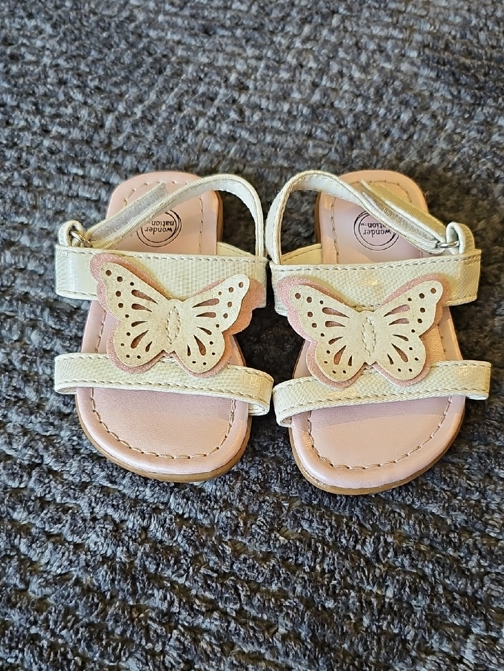 ​Wonder Nation Toddler Girls Butterfly Sandals Size 3